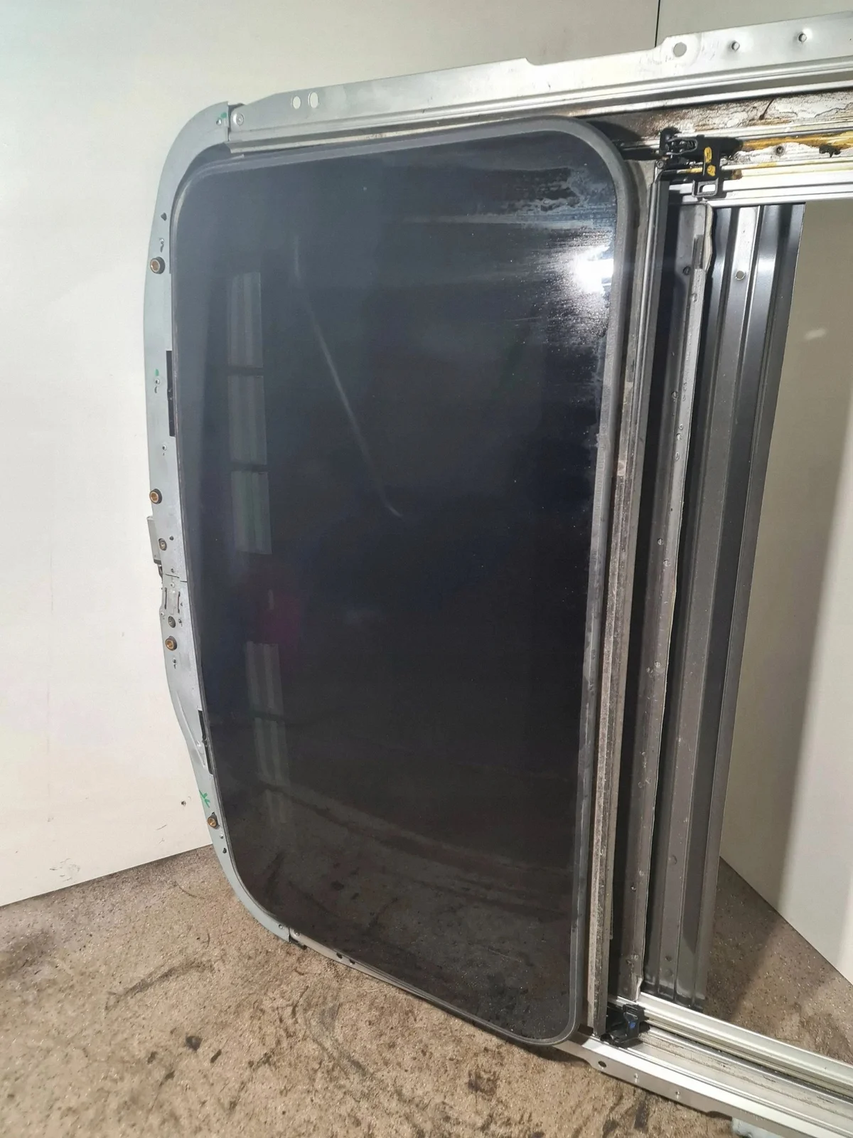 Techo solar Mercedes R W251 A2517801029 image 5