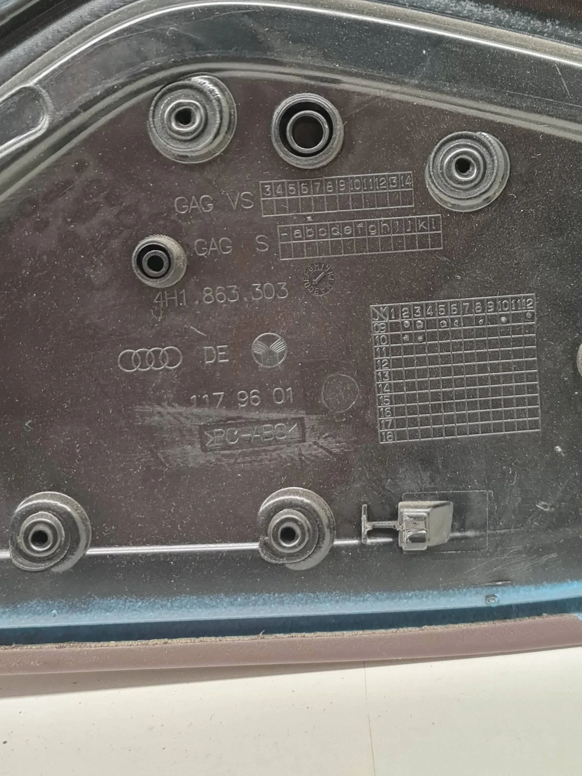 Suojus Audi A8 S8 D4 4H1863303C image 7