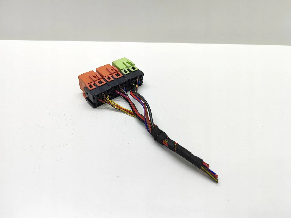 Relè Posteriore BMW 5 E60 E61 OEM 1742690 image 5
