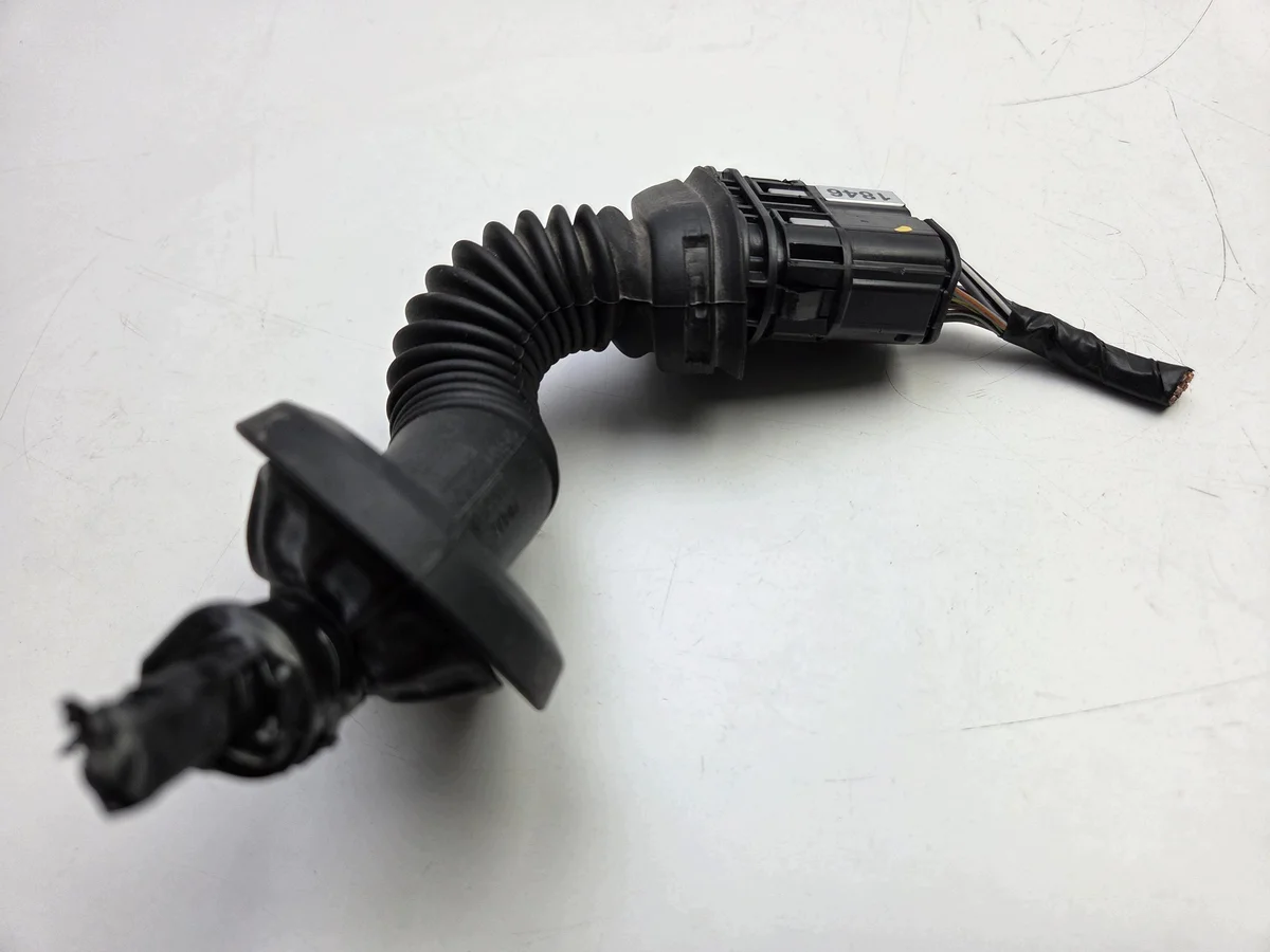 Gomme connecteur porte Ford Mondeo MK5 image 3