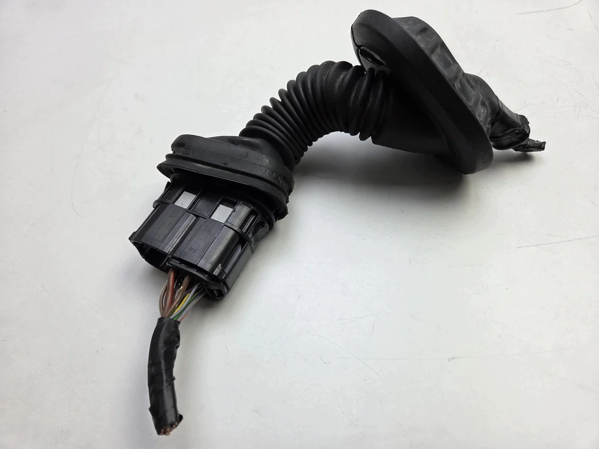 Gomme connecteur porte Ford Mondeo MK5 image 6