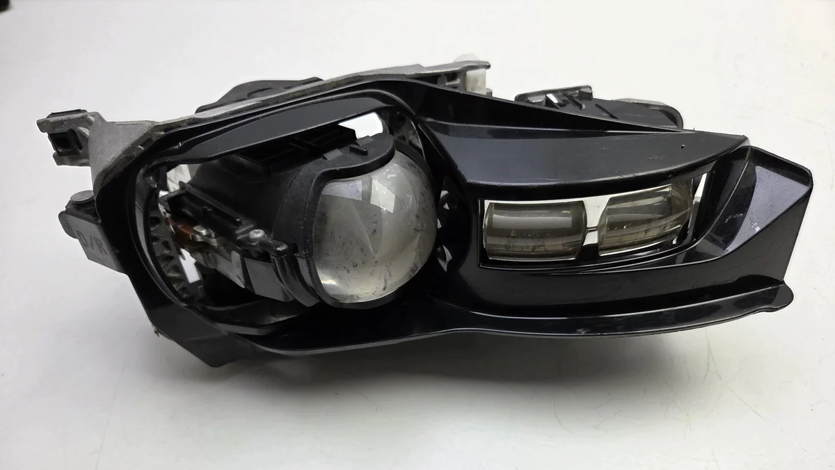Ford Mondeo MK5 Xenon Koplamp Rechts