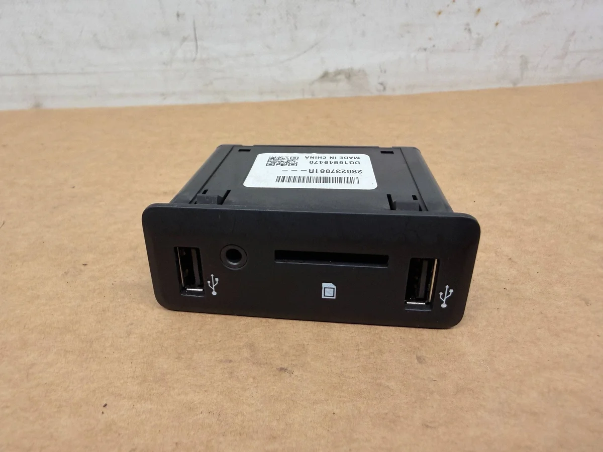 Renault Megane IV Conector USB MG4USB1