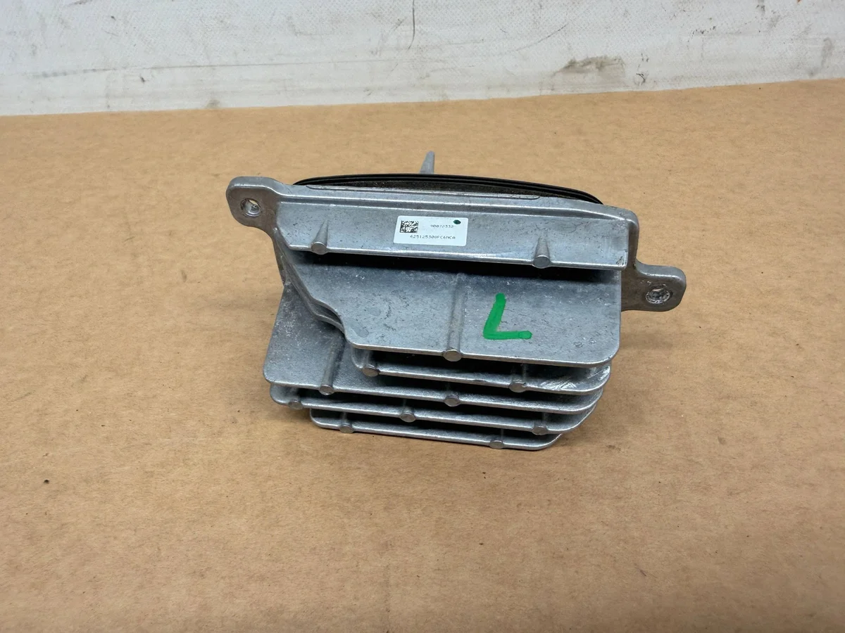 LED-omvandlare Renault Megane IV 90049602