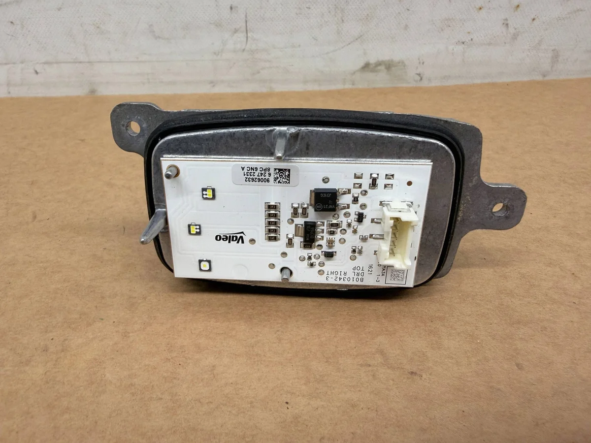 LED-Steuergerät rechts Renault Megane IV 90062632 image 3