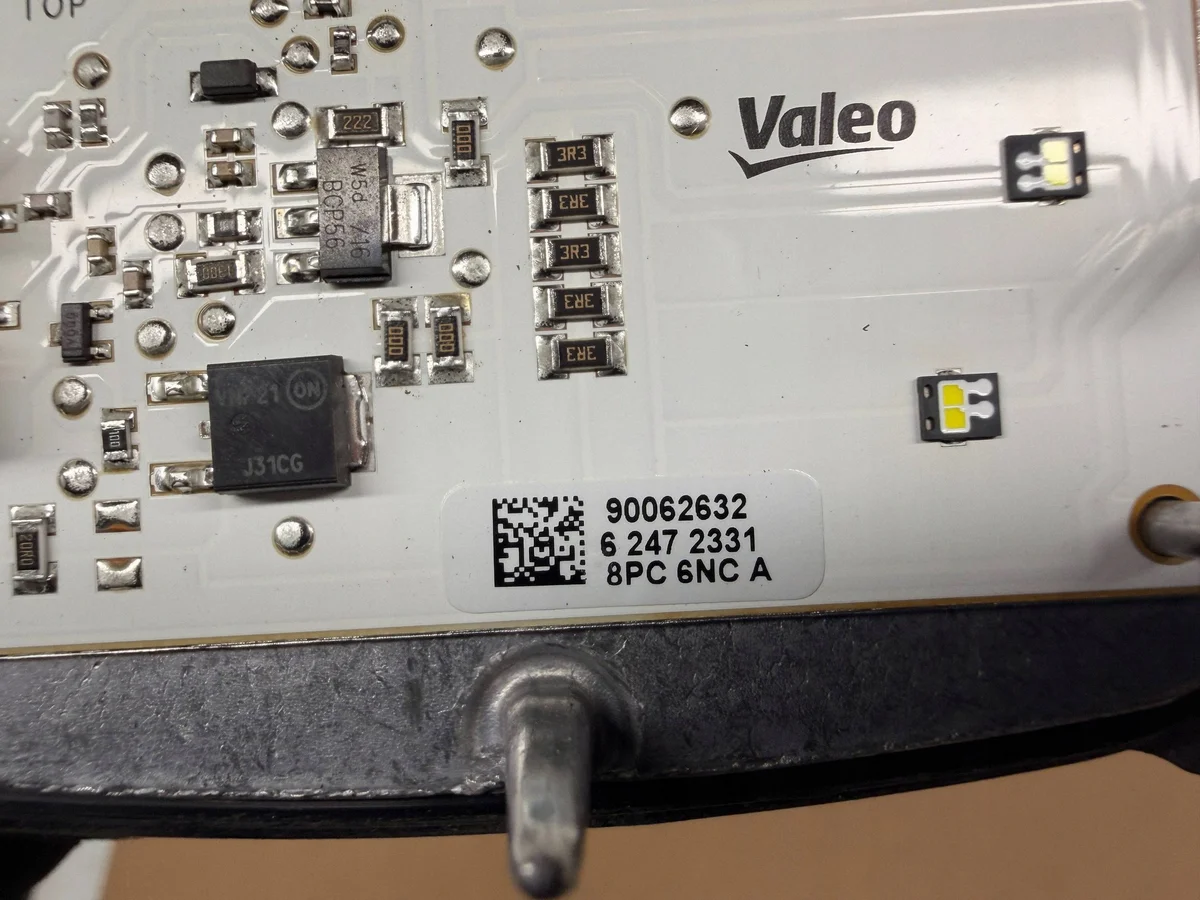 LED-Steuergerät rechts Renault Megane IV 90062632 image 4