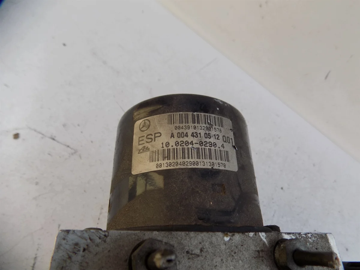 ABS-pump Mercedes C-klass W203 A2035451632 image 4