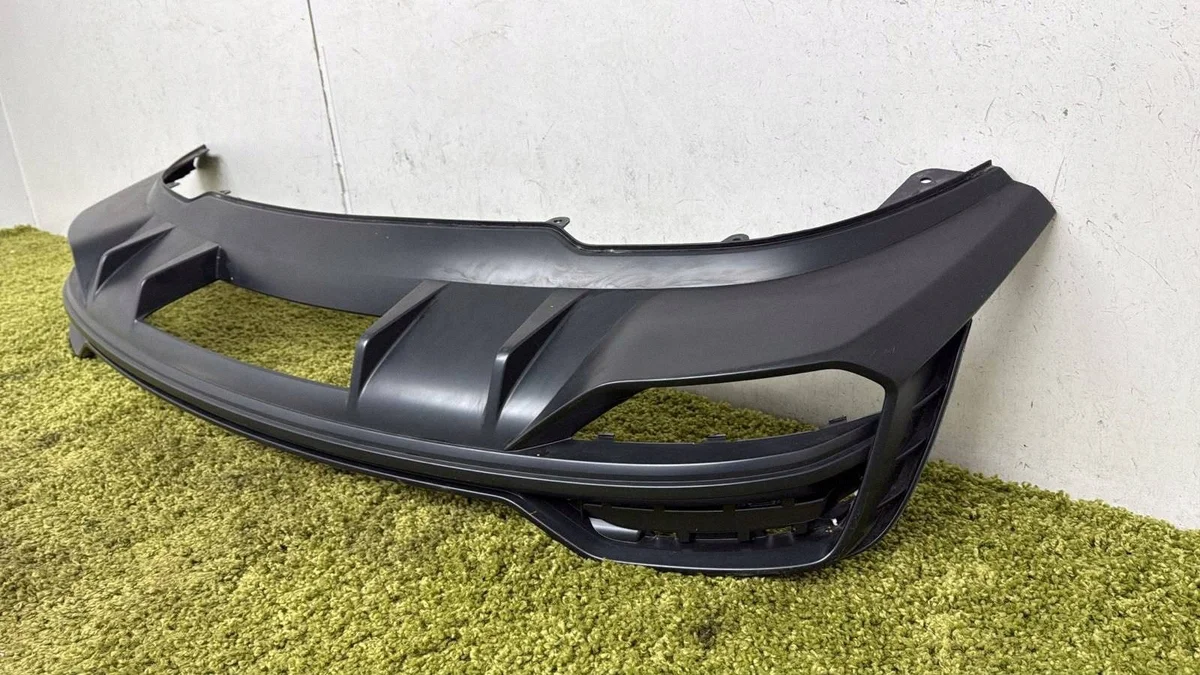 Audi Q3 F3 S-Line Diffuseur Arrière 83A807568B image 3