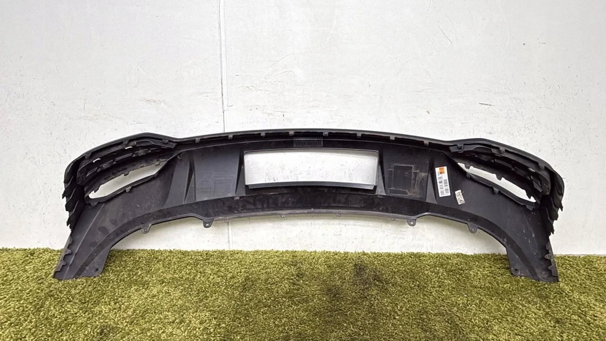 Audi Q3 F3 S-Line Diffuseur Arrière 83A807568B image 4