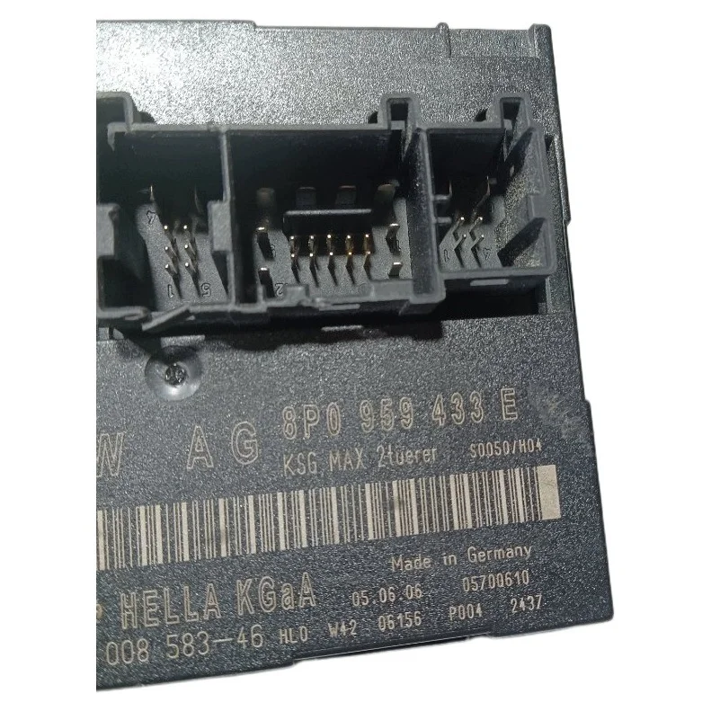 Audi A3 8P Module Comfort 8P0959433E image 6