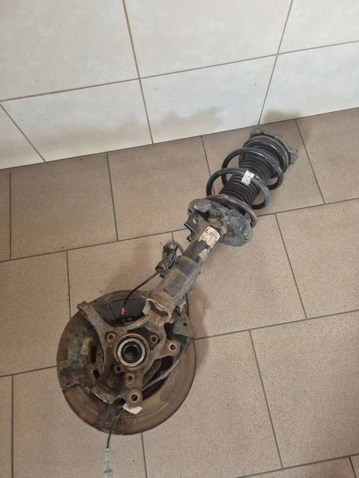 Kia Ceed McPherson links voor 54651-J7AC0 thumbnail 1