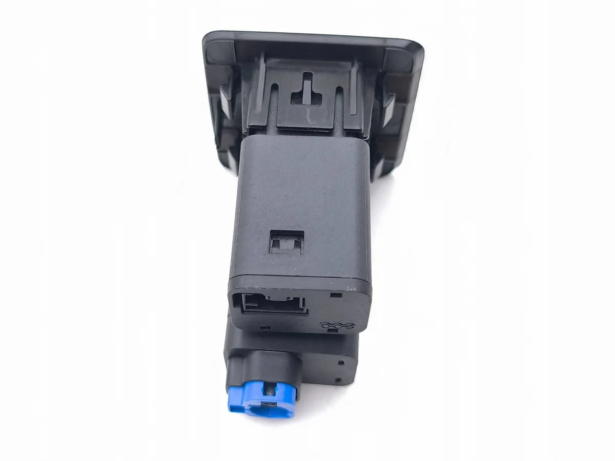 Opel Corsa F USB C Anschluss 9848394780 image 5