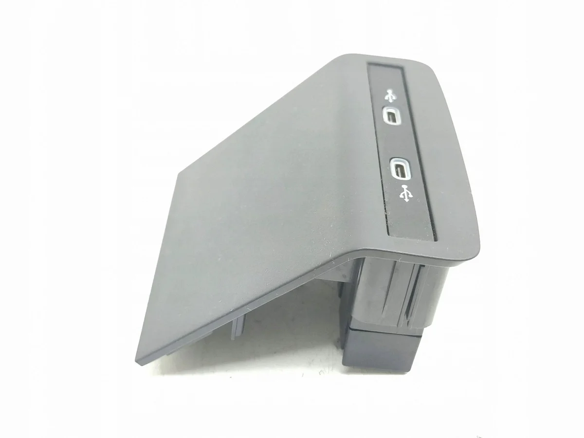 USB-C Port 5NA035736 für VW Tiguan Golf image 3