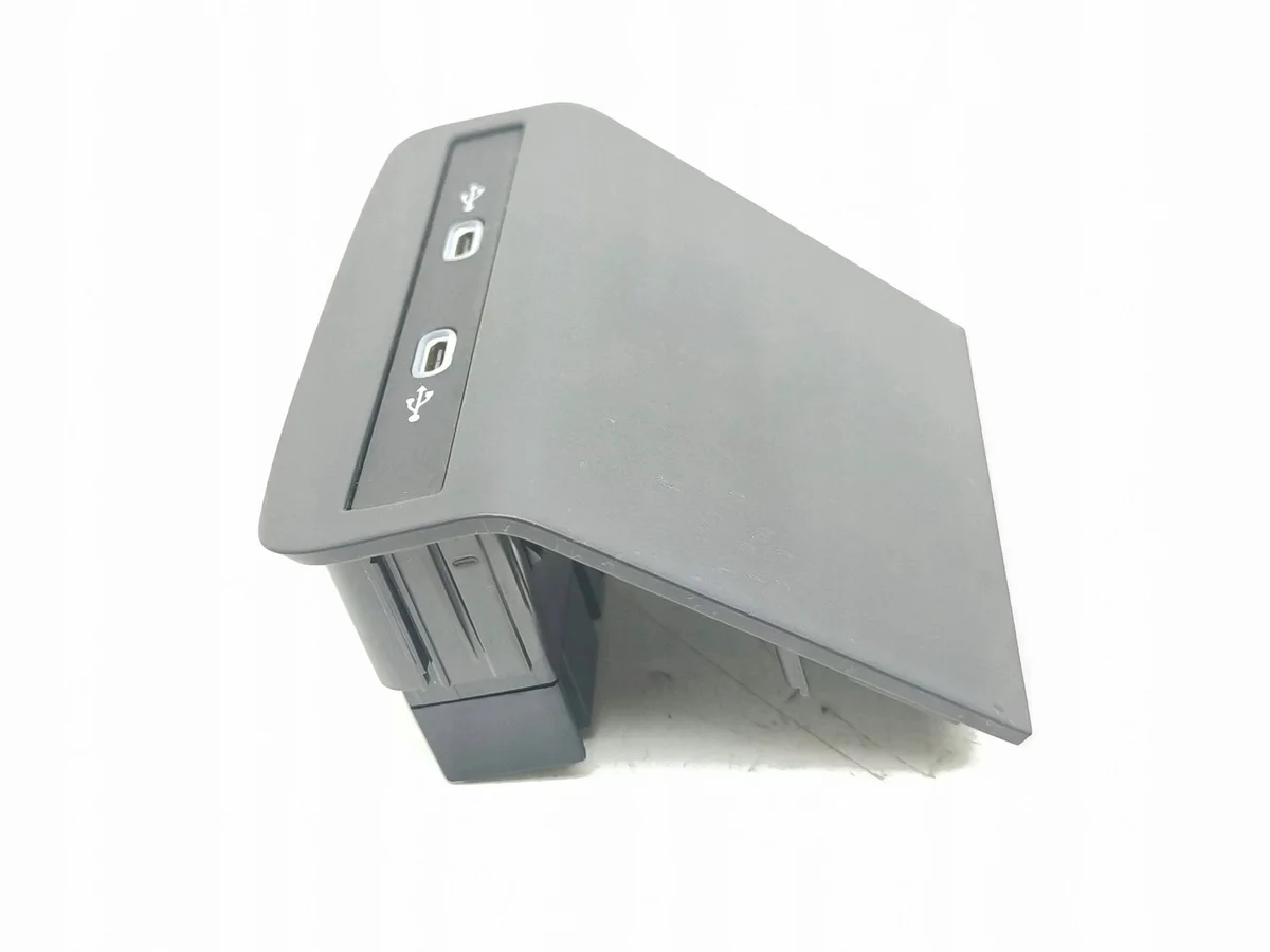 USB-C Port 5NA035736 für VW Tiguan Golf image 4