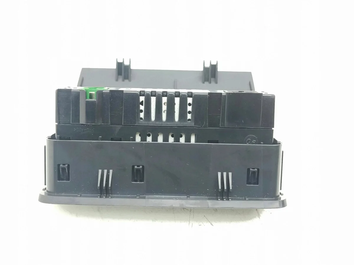 USB-C Port 5NA035736 für VW Tiguan Golf image 5
