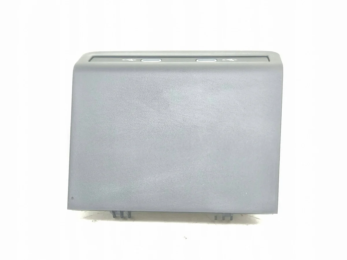 USB-C Port 5NA035736 für VW Tiguan Golf image 8