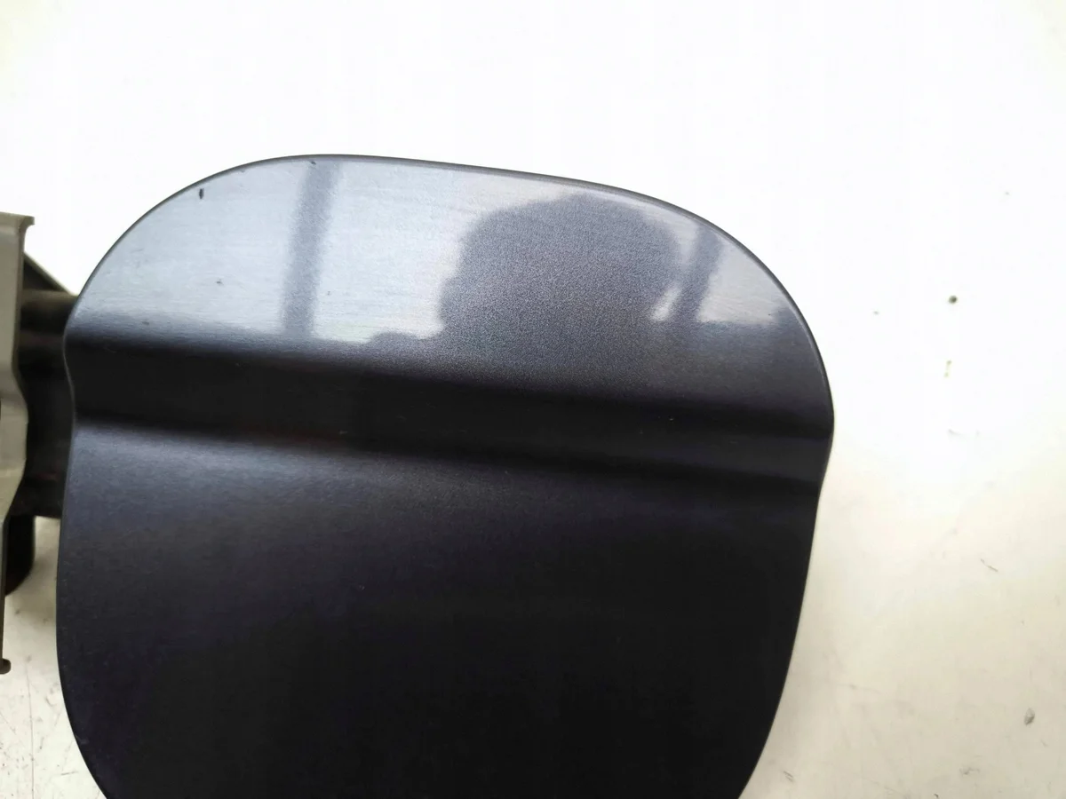 Honda CR-V 2008 - Trappe réservoir image 5