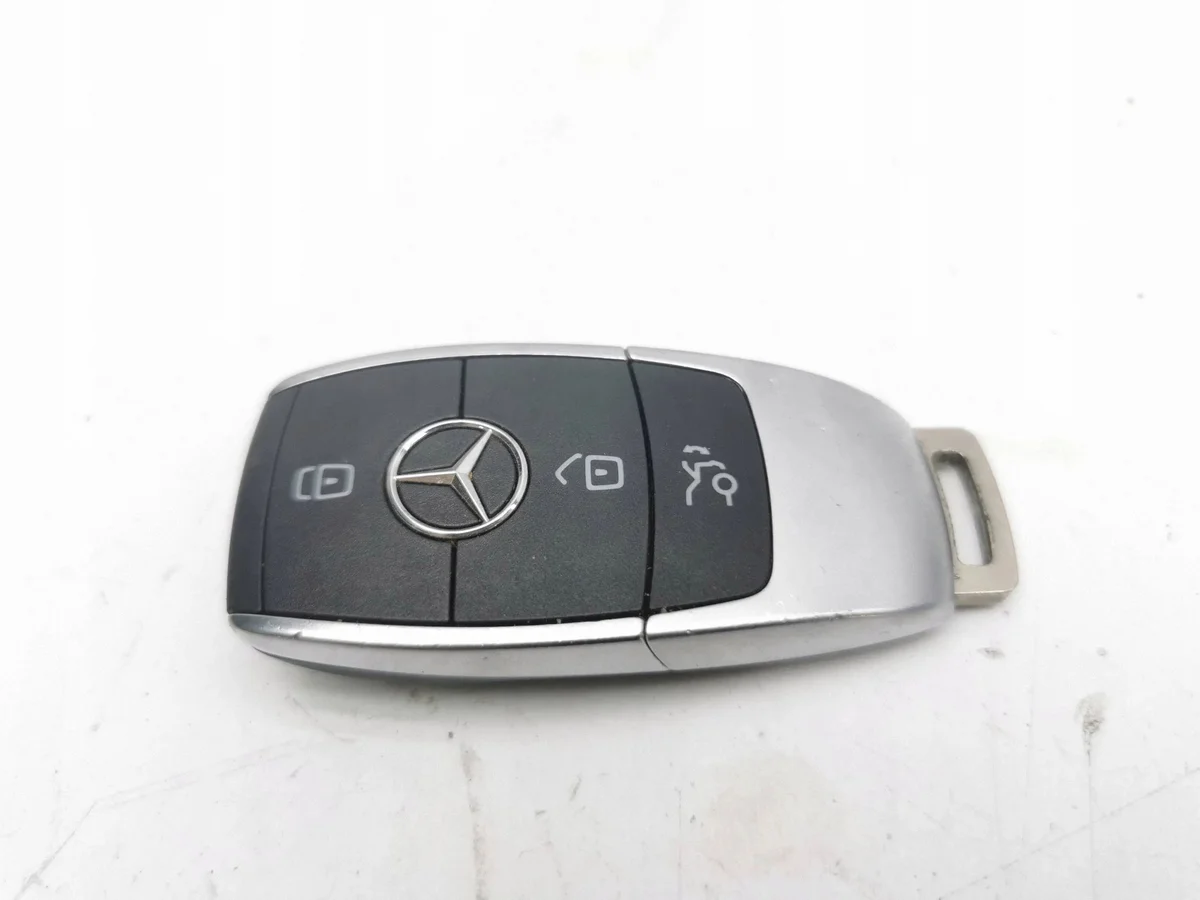 Chave Mercedes-Benz EQA 2022 AMD152602