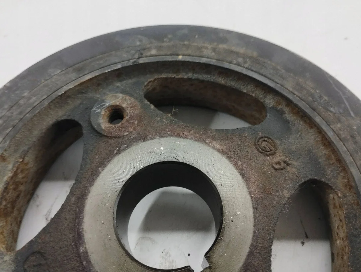 Toyota Corolla Verso AR10 Kurbelwellen-Riemenscheibe image 6
