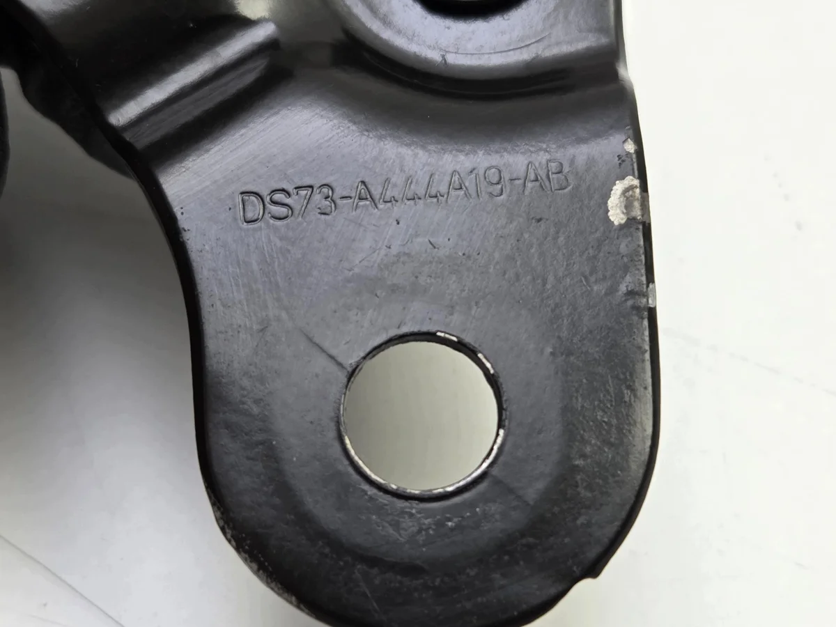 Soporte Cilindro Portón Ford Mondeo MK5 DS73-A444A19-AB image 5