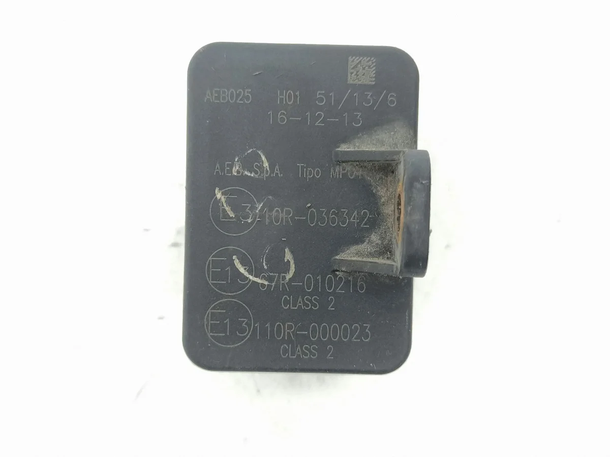 MAP Sensor Chrysler 10R036342 3.8L image 2