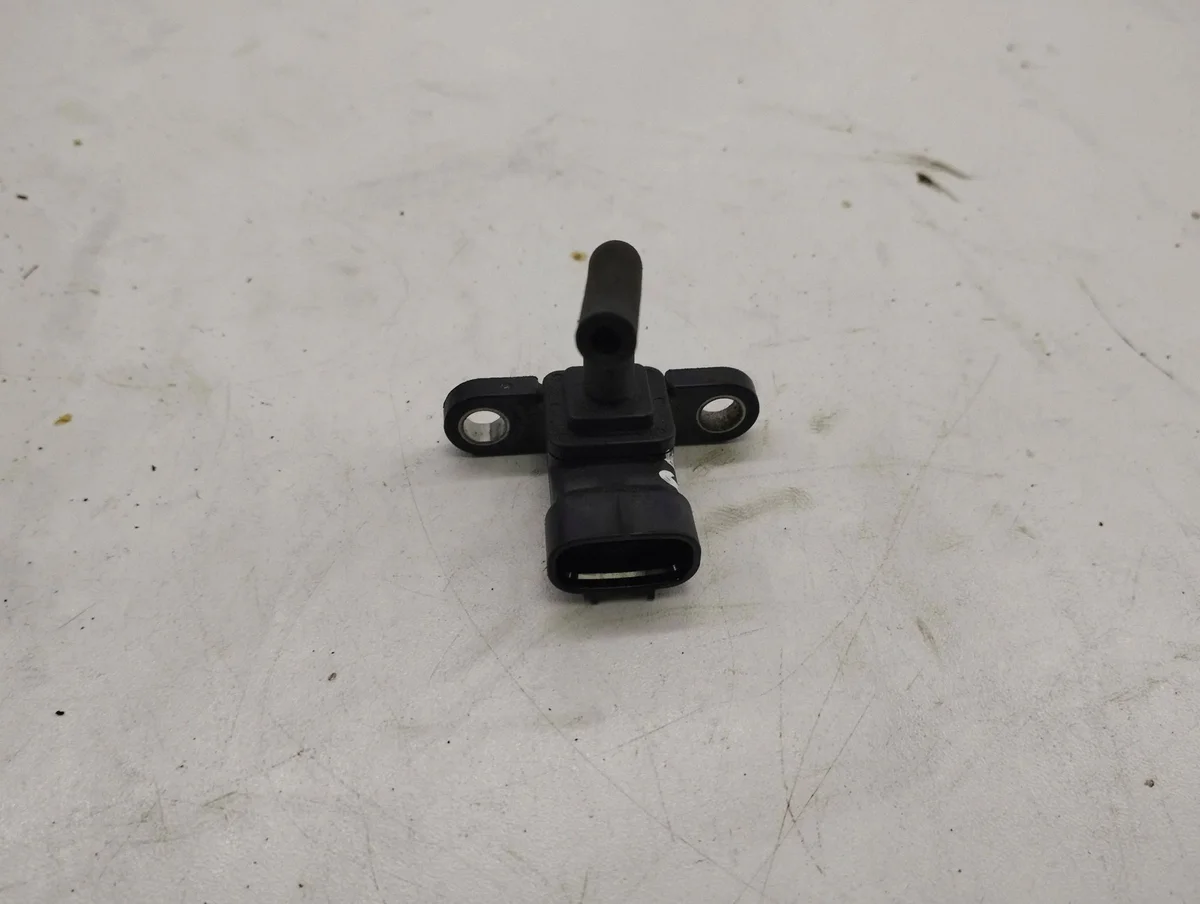 Ilmanpaineanturi Toyota Auris E180 AMD164915