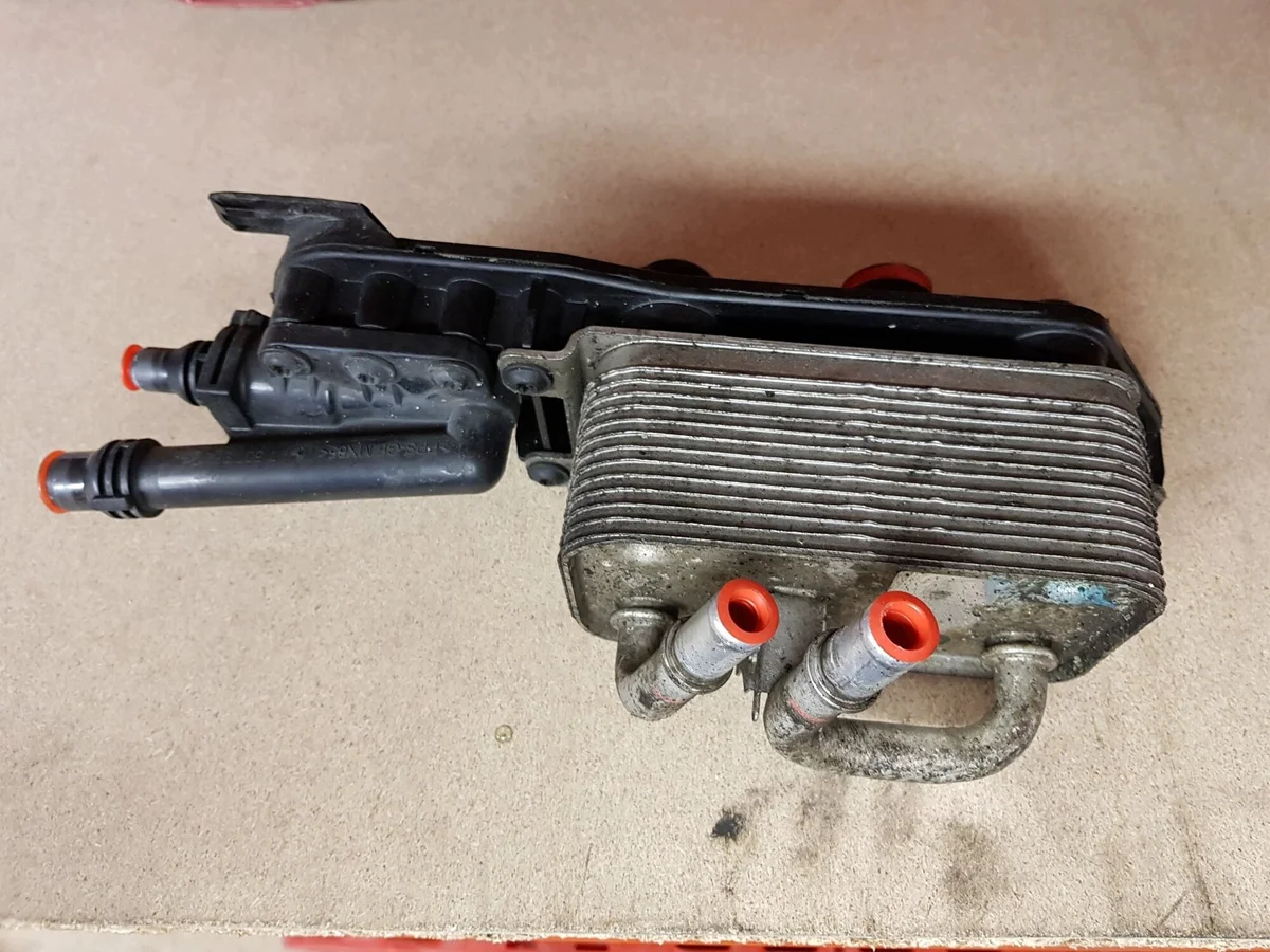 Radiador Aceite BMW E60 E61 17217519213