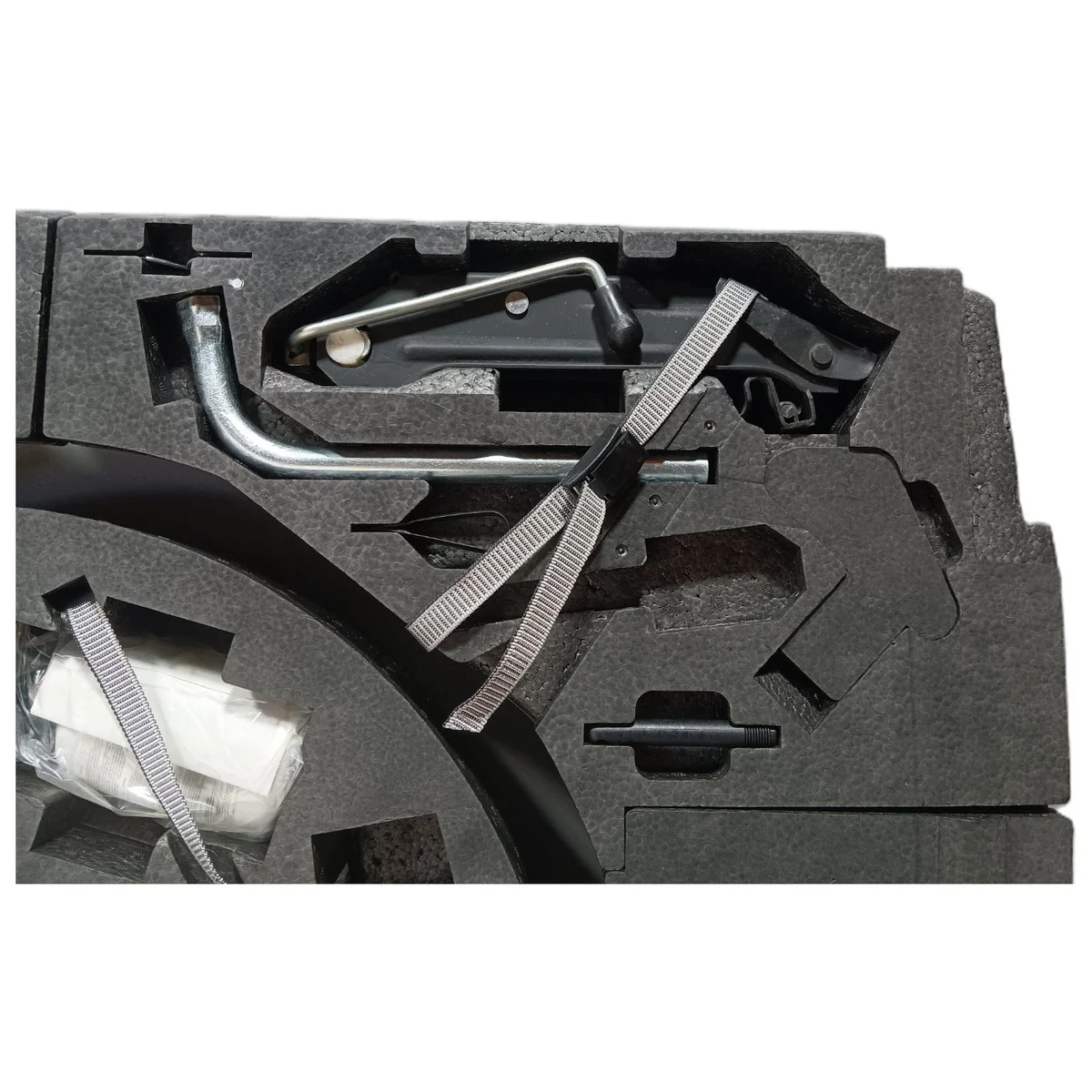 Audi A3 8P Boot Insert Left 8P0012103B image 3
