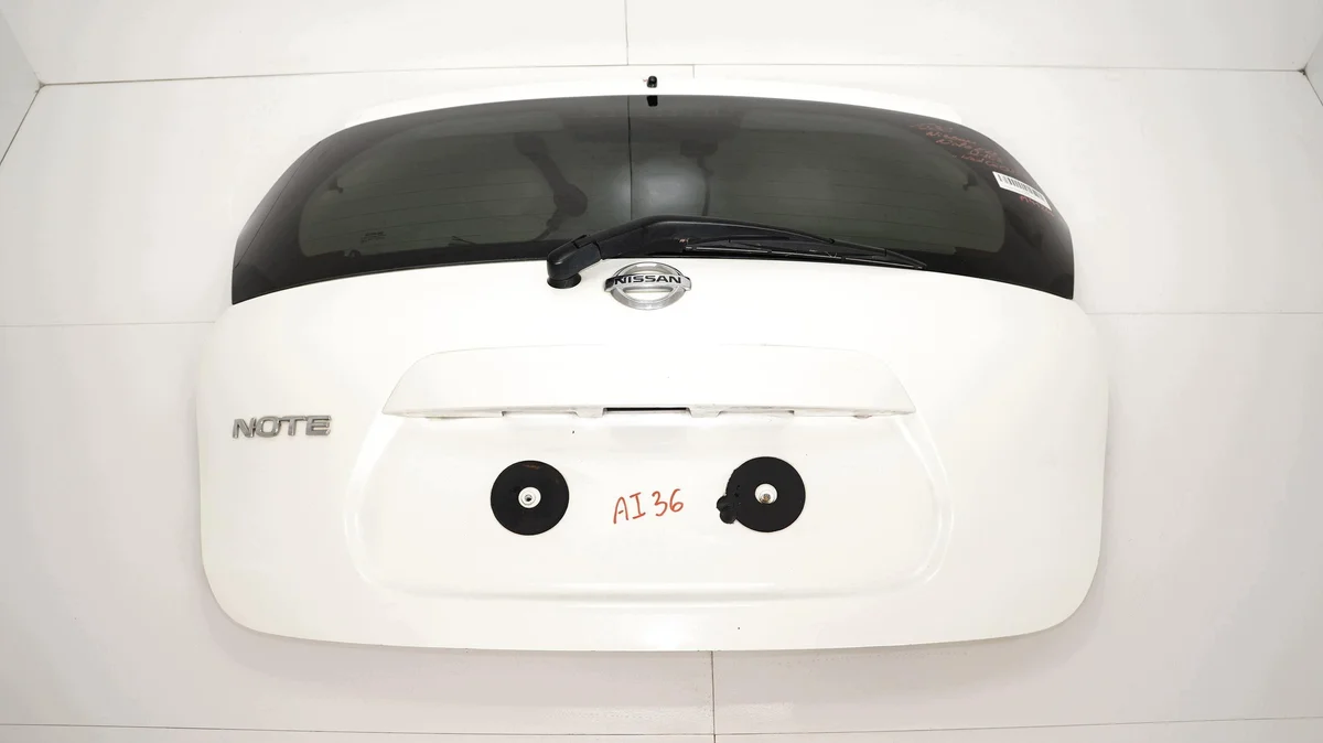 Heckklappe Nissan Note E12 (2012-2016) image 8
