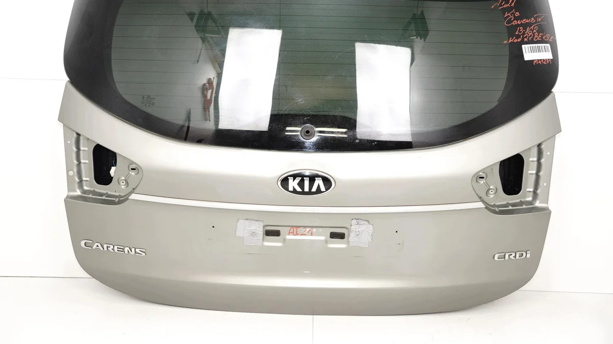 Kia Carens IV Heckklappe 2013-2016 image 3