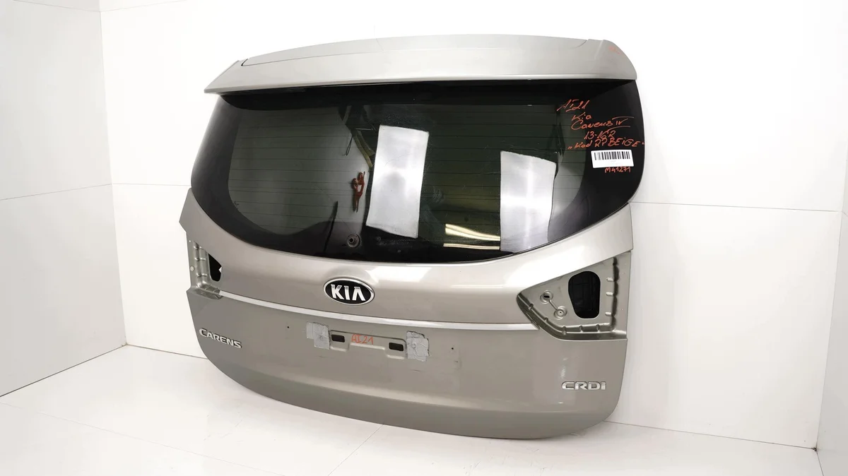 Kia Carens IV Heckklappe 2013-2016 image 4