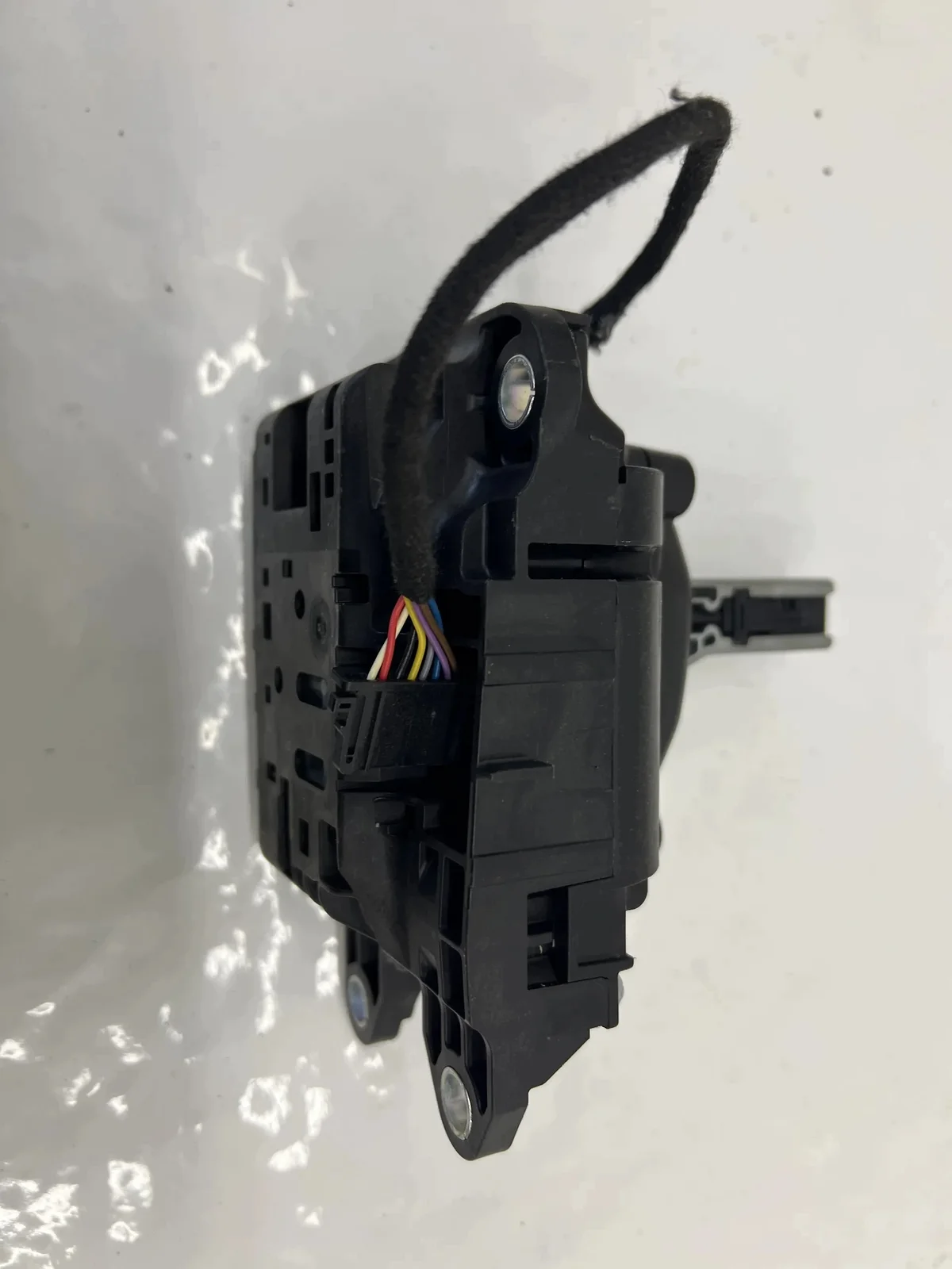 Seletor de marchas Audi A4 B9 8W1713041E image 3
