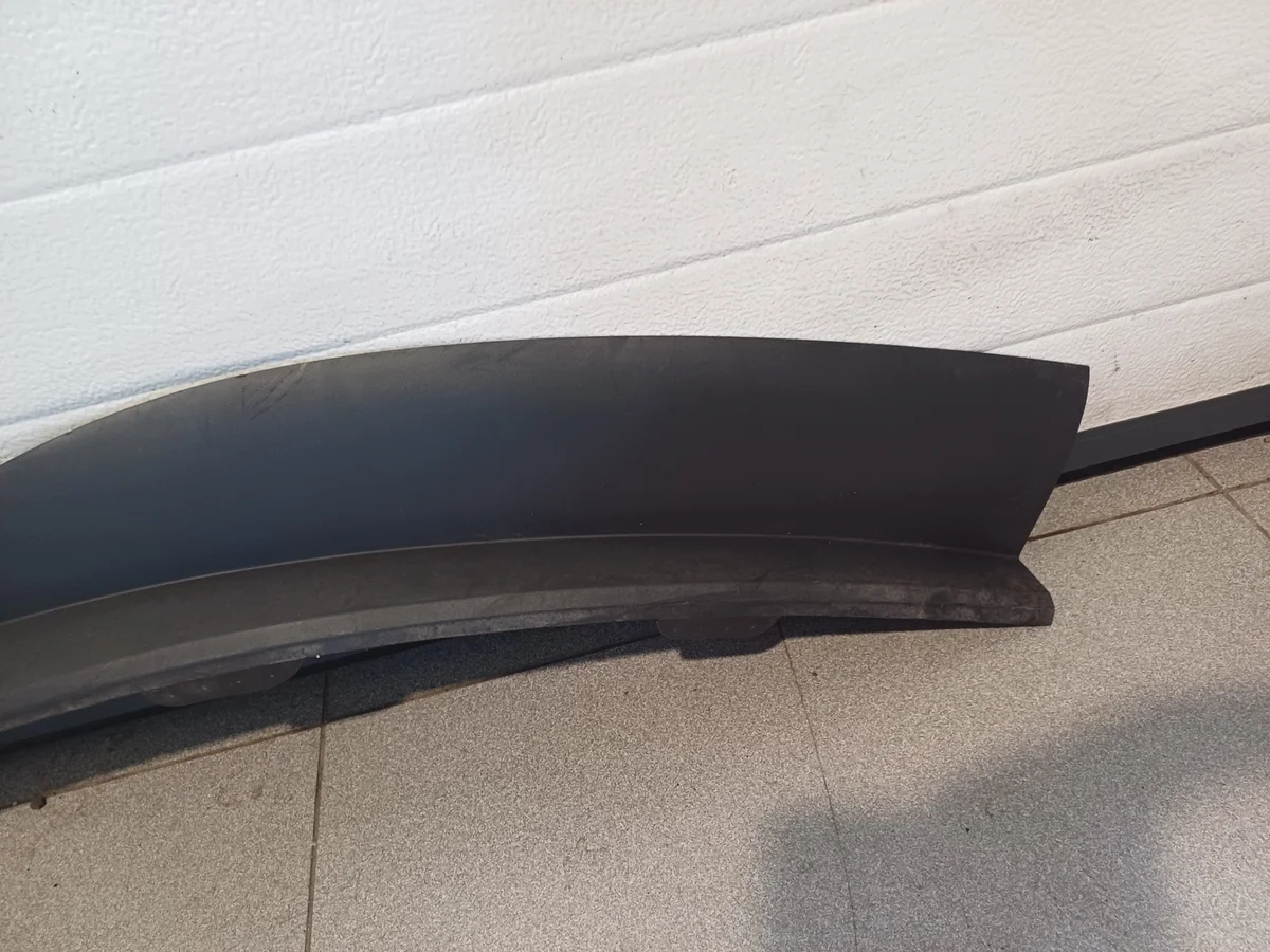 Spoiler vorne rechts Opel Astra IV 13264407 image 9
