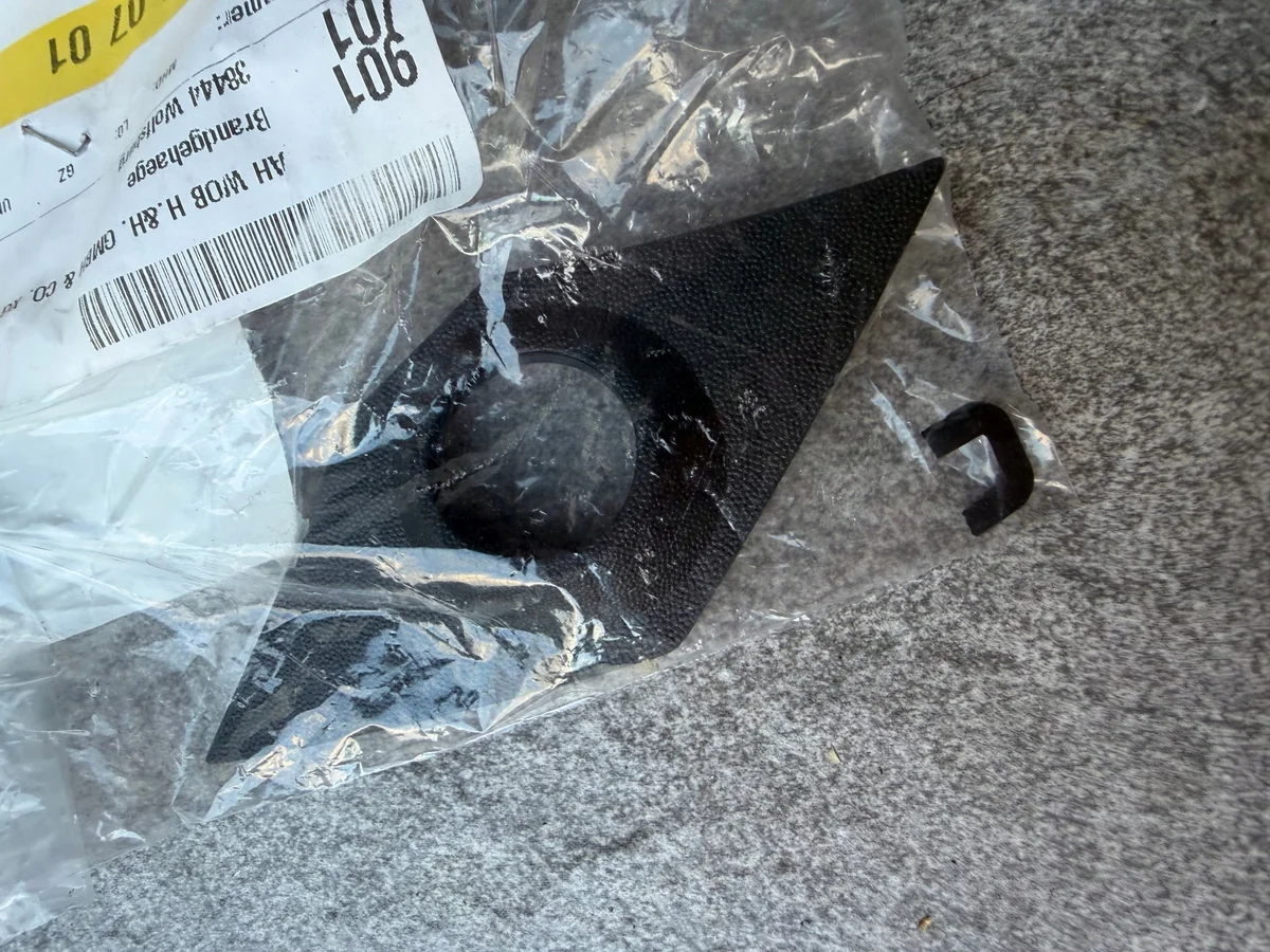 Supporto sensore parcheggio Seat Cupra 5FA919267