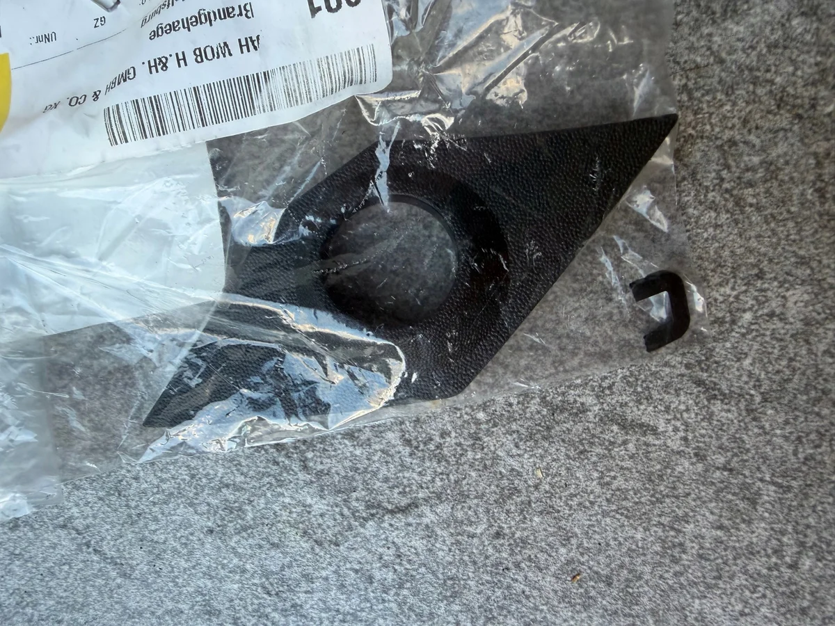 Supporto sensore parcheggio Seat Cupra 5FA919267 thumbnail 1
