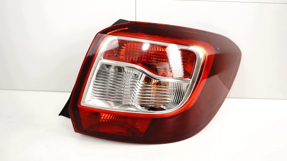 Fanale Dacia Sandero II 2012-2016 Destra Posteriore OEM