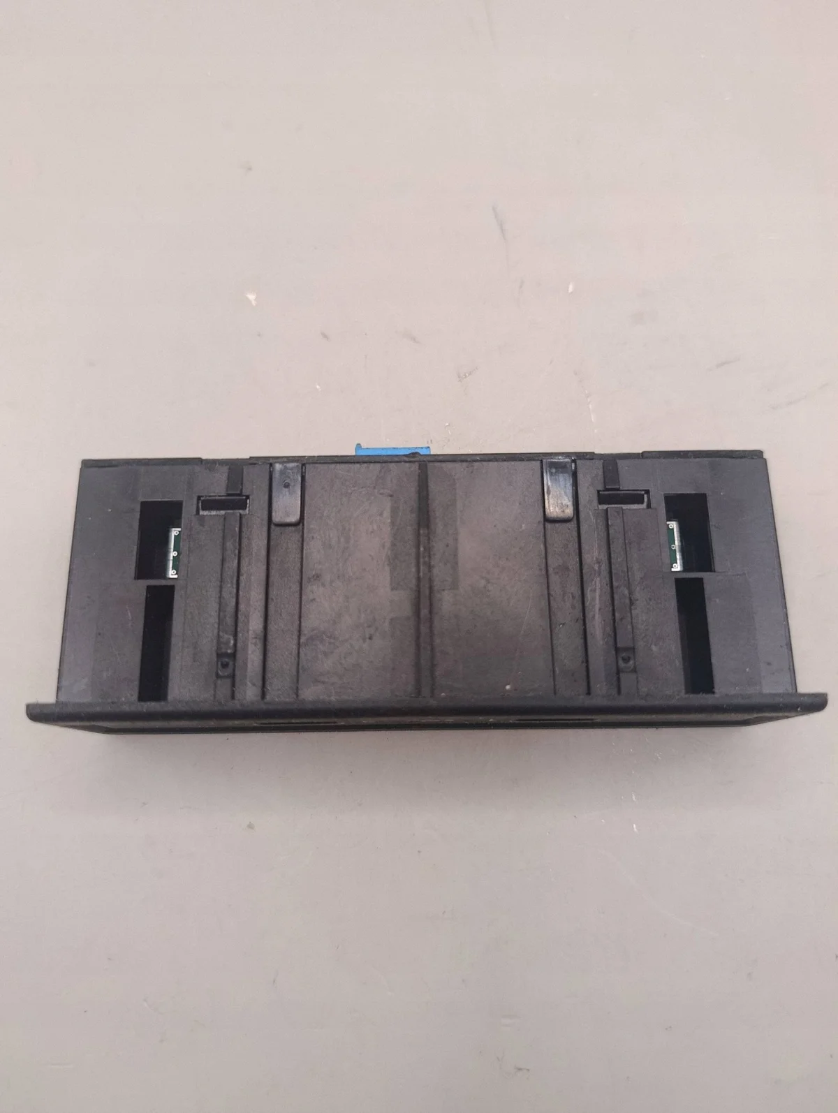 Mercedes C W205 USB-portti A2058200326 image 3