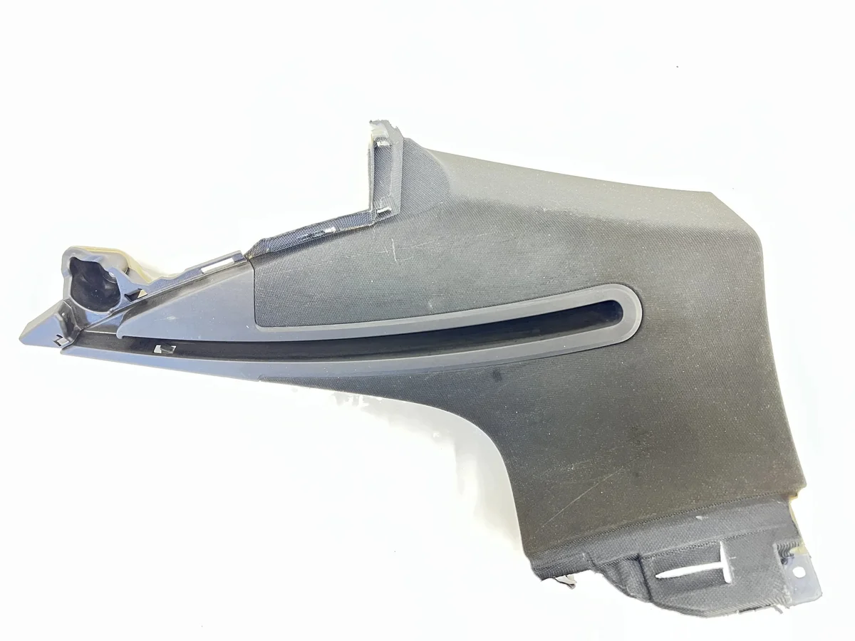 Audi A4 S4 B9 8W Abdeckung Säule oben rechts 8W9867246D
