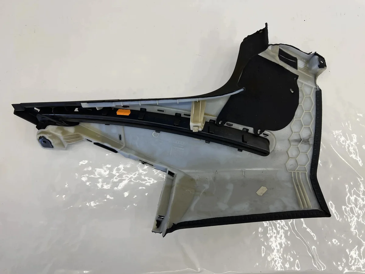 Audi A4 S4 B9 8W Abdeckung Säule oben rechts 8W9867246D image 6