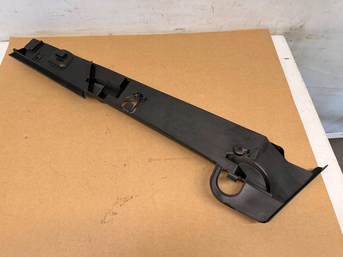Abdeckung Kofferraum links Renault Megane IV 767H32643R image 5