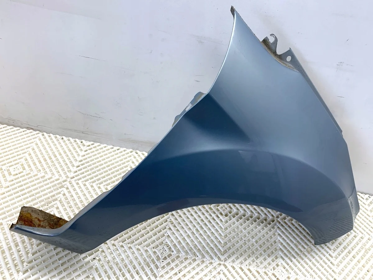 Höger framskärm Ford Fiesta MK7 Blå image 8