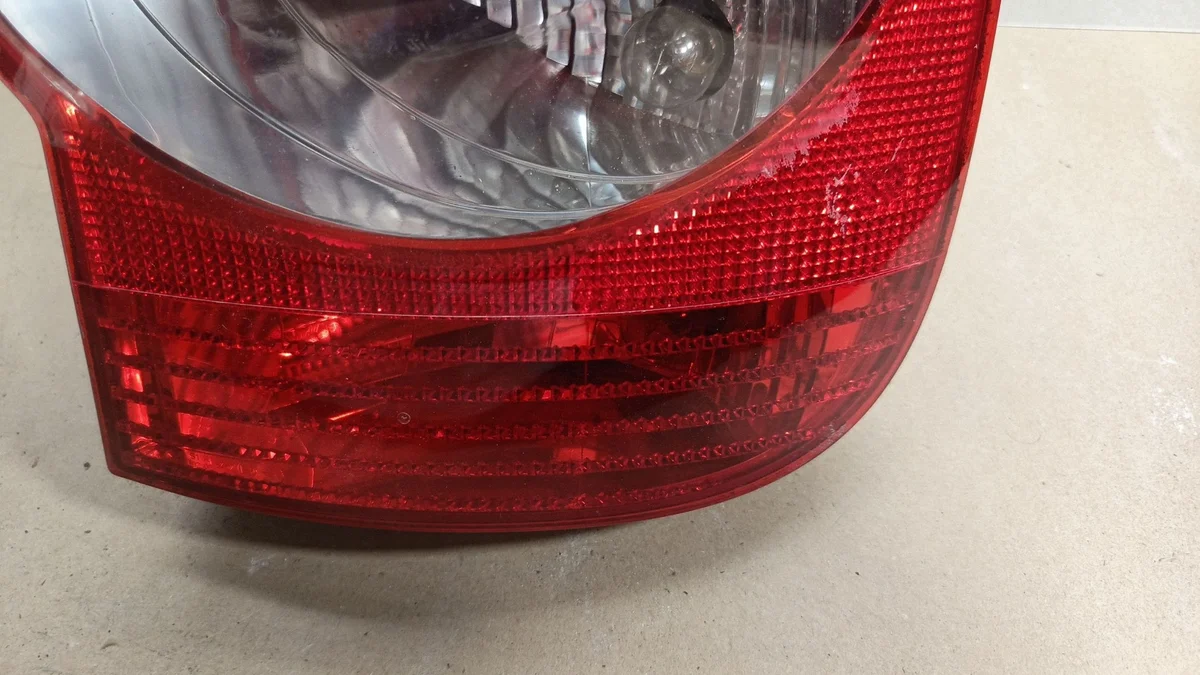 Feu arrière droit Renault Modus 62457-F468 thumbnail 5