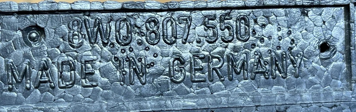 Audi A4 B9 etutörmäysvaahdon vaimennin image 9