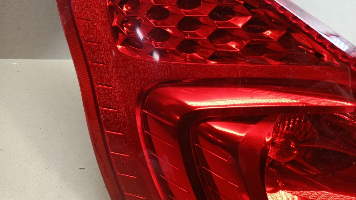 Luz trasera izquierda Ford Fiesta MK7 image 6