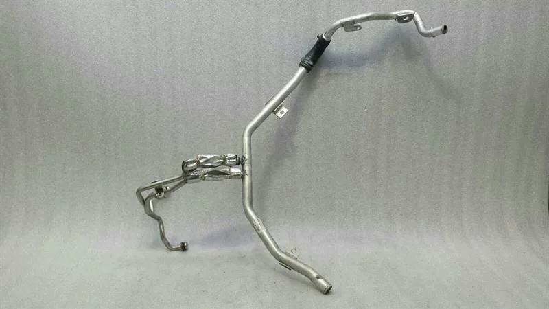 Audi RS7 4G Tubería de radiador 4.0 TFSI 079121070CK