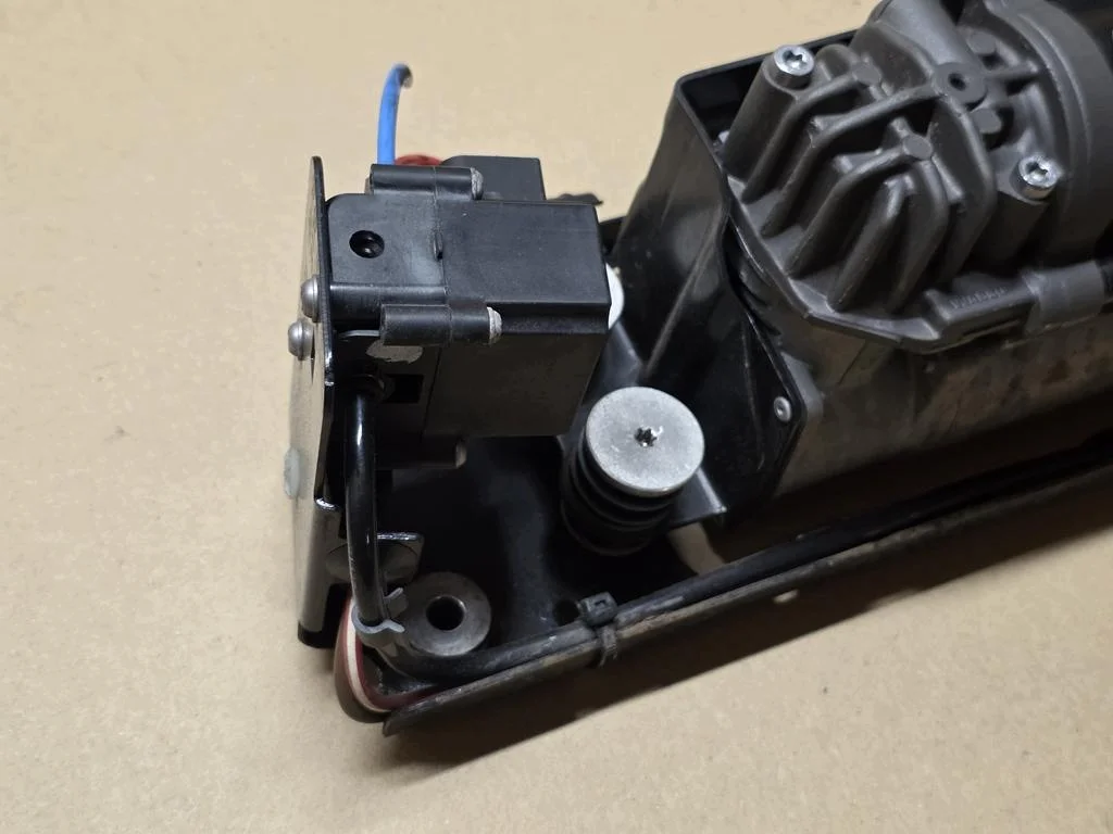 Compresseur suspension BMW 5 Touring 6875176 image 3