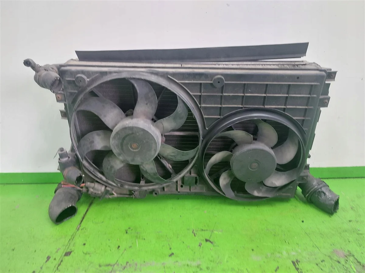 Kühler VW Touran 1.9TDI 1355D300198 image 5