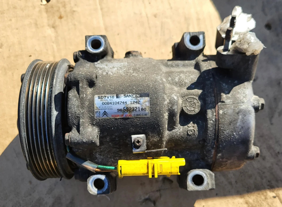 Klimakompressor Peugeot Partner Citroen Berlingo 96592321800084104744OE thumbnail 1