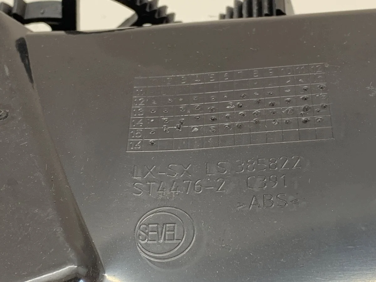 Fiat Ducato III ventilationsgaller fram image 3