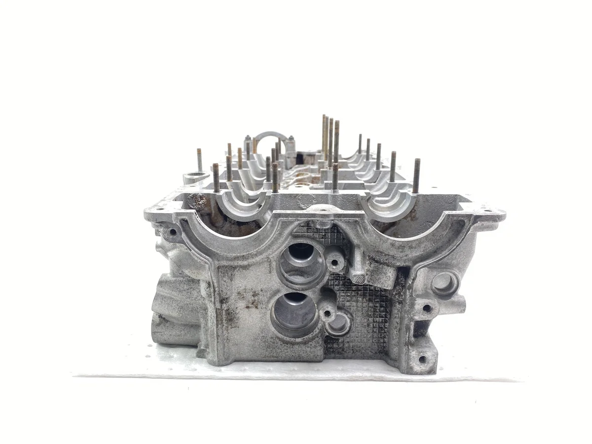 BMW E46 Cylinder Head 11127581141 Used image 3